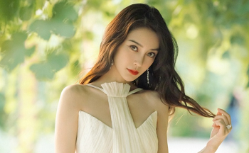 Mấy anh trai Nhật hành hạ Angela bé